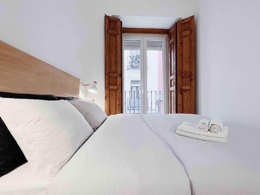 Apartamento Privado De Diseno En Pleno Centro - Atocha Madri Exterior foto